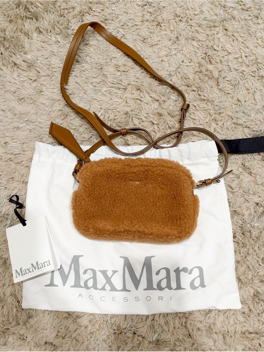 100% authentic max mara teddy camera bag